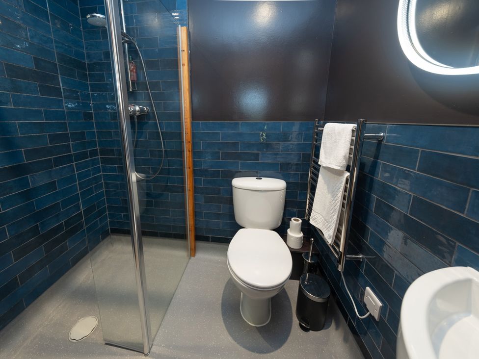 A bathroom with shower and toilet at Wonderland in Tweedmouth, Berwick-Upon-Tweed