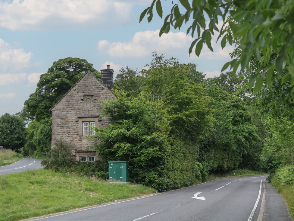 Whim Cottage - Peak District & Derbyshire - 1135670 - thumbnail photo 1