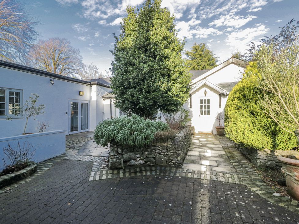 An outdoor area featuring a pathway and greenery at Clarence House in Dalton-In-Furness