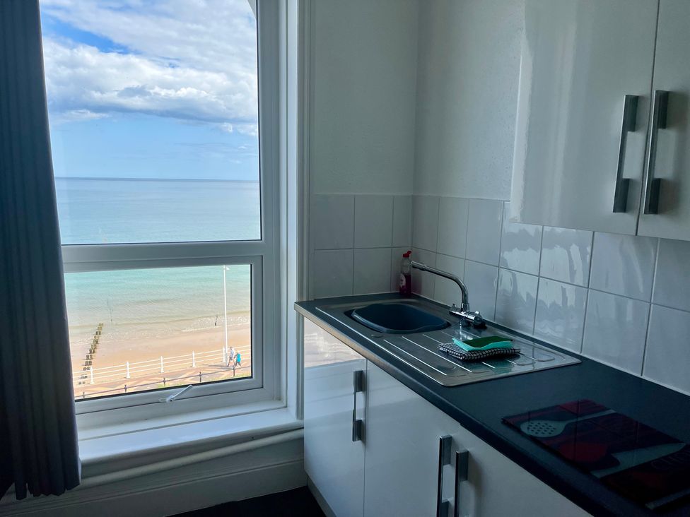 8 Beach View @ Beaconsfield House - North Yorkshire (incl. Whitby) - 1136905 - thumbnail photo 11