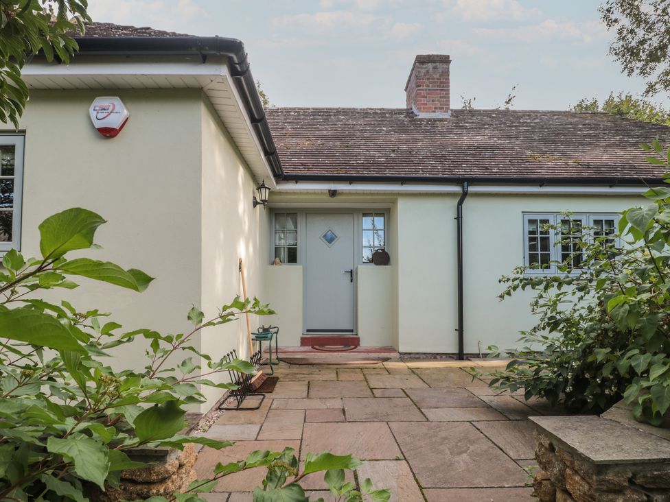 Orchard Cottage - Dorset - 1137964 - thumbnail photo 1