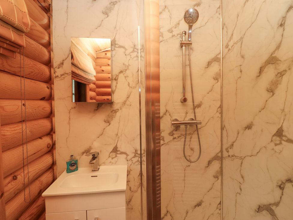 24 Lakeside Drive - Northumberland - 1139335 - thumbnail photo 23
