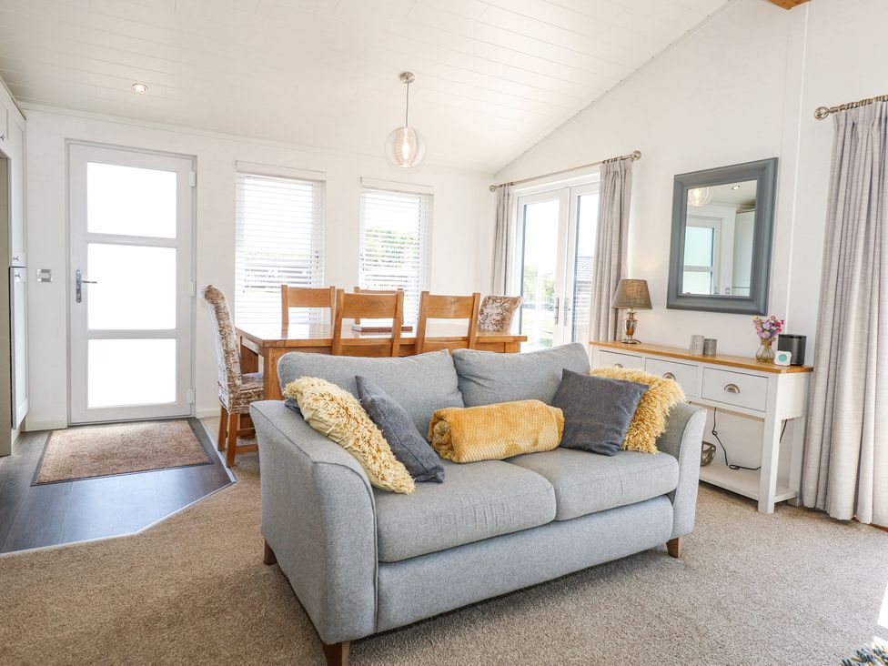 32 Sanctuary Lodge - North Wales - 1140205 - thumbnail photo 5