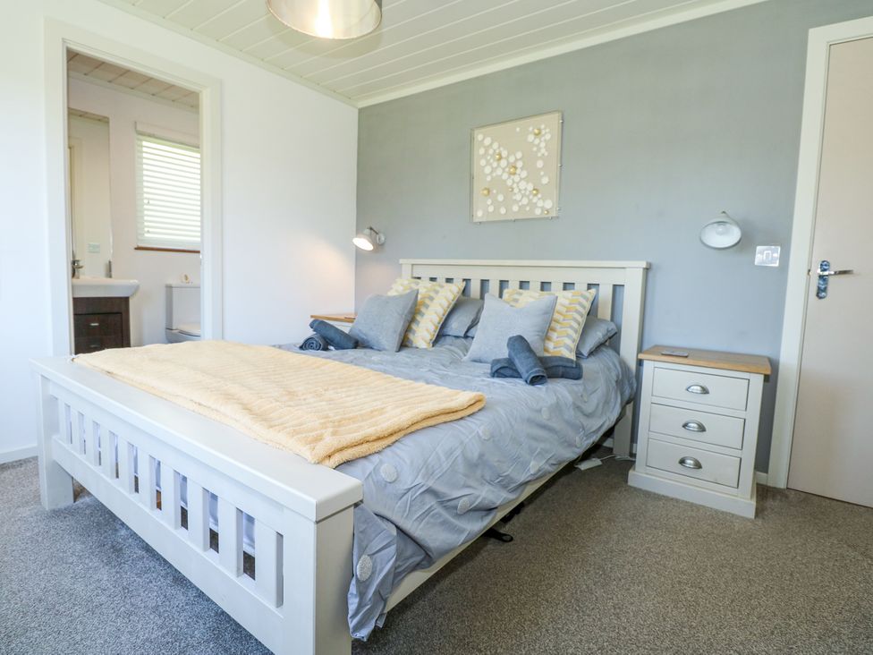 32 Sanctuary Lodge - North Wales - 1140205 - thumbnail photo 14