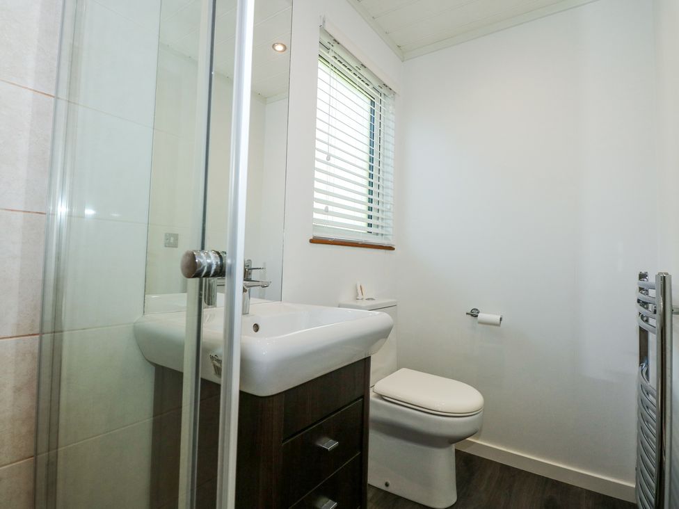 32 Sanctuary Lodge - North Wales - 1140205 - thumbnail photo 19