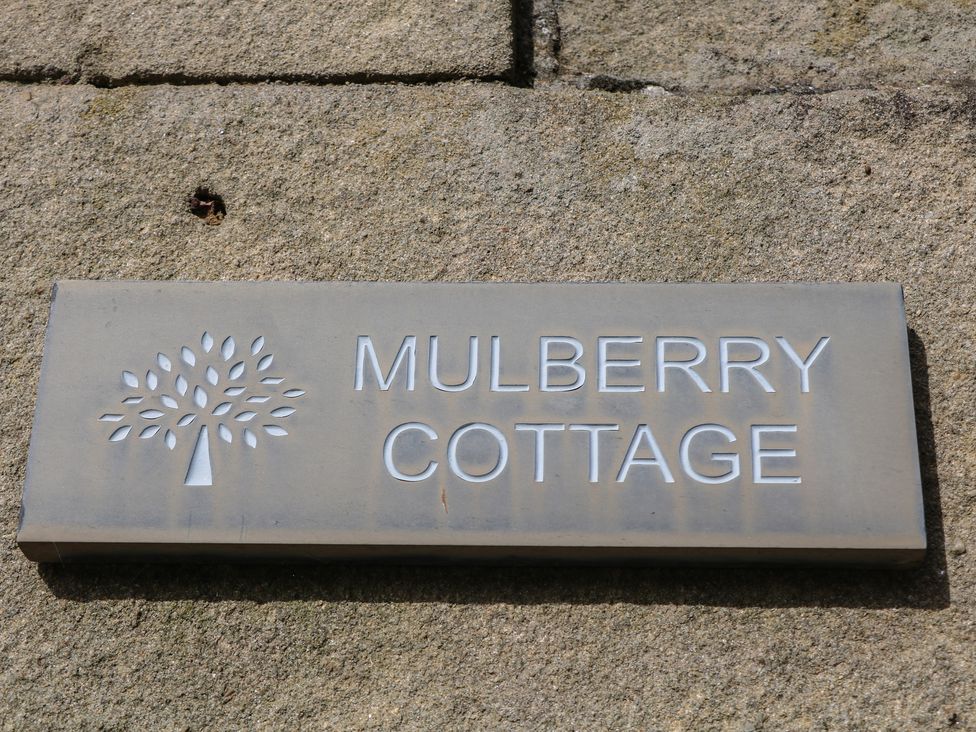 Mulberry Cottage - Peak District - 1142015 - thumbnail photo 3