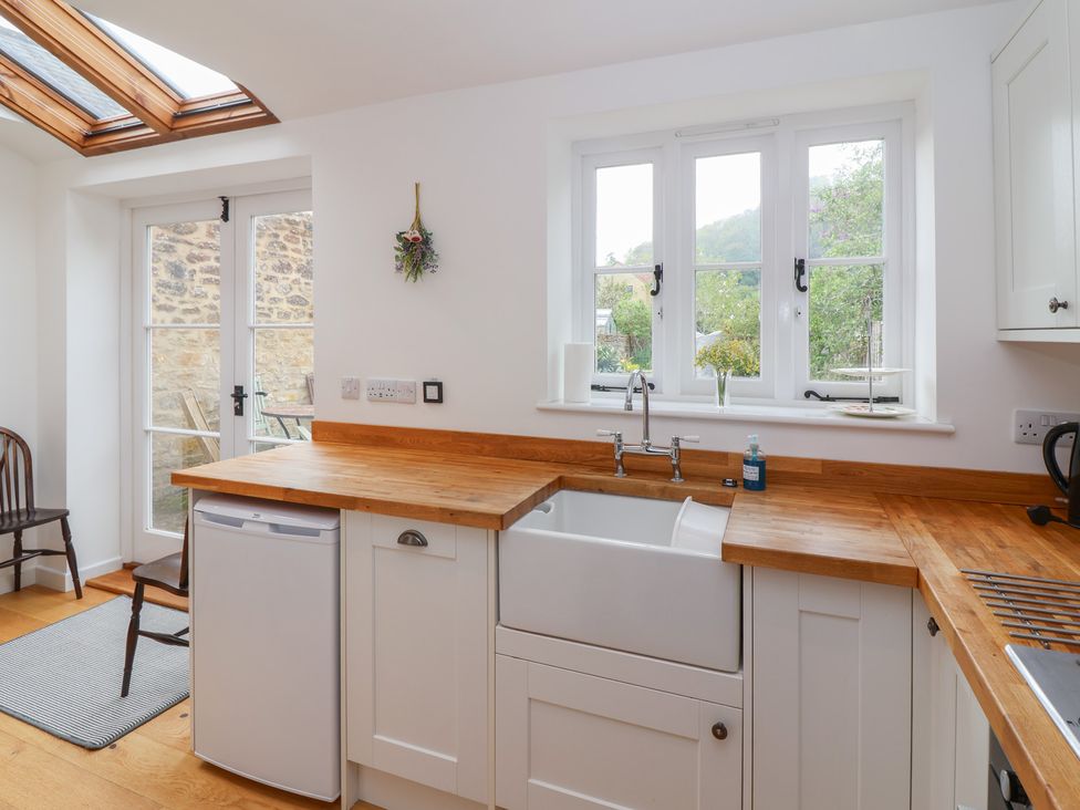 Two Towers Cottage - Somerset & Wiltshire - 1142091 - thumbnail photo 10
