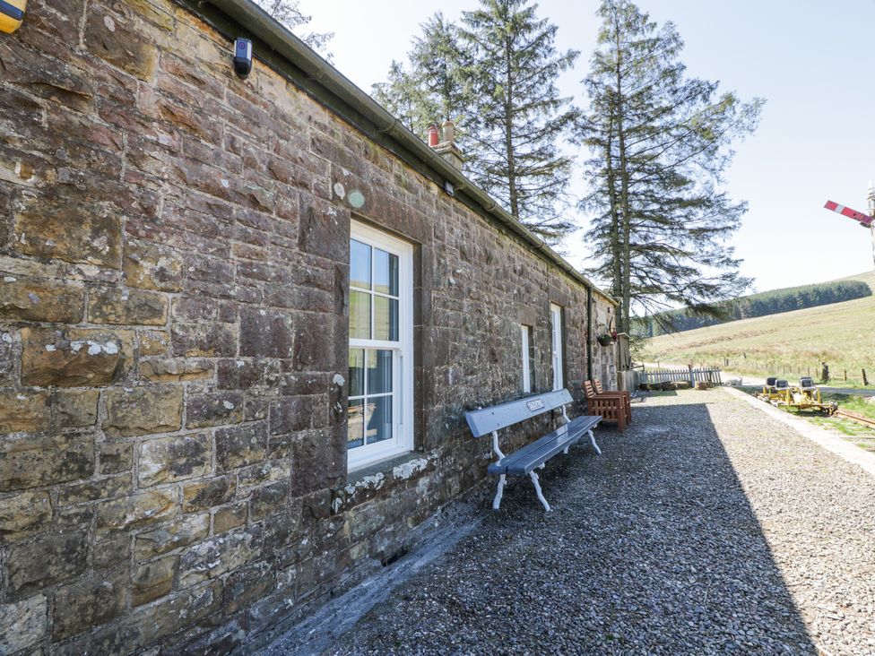 Station Masters House -  - 1144160 - thumbnail photo 42