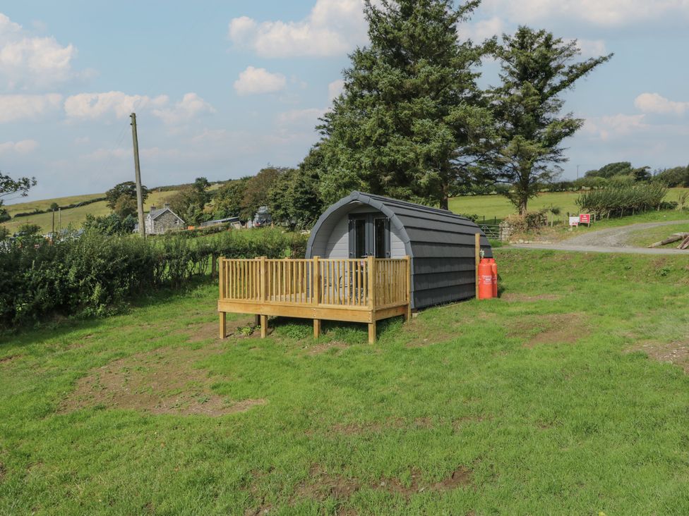 Tarrenhendre Pod - North Wales - 1144866 - thumbnail photo 2