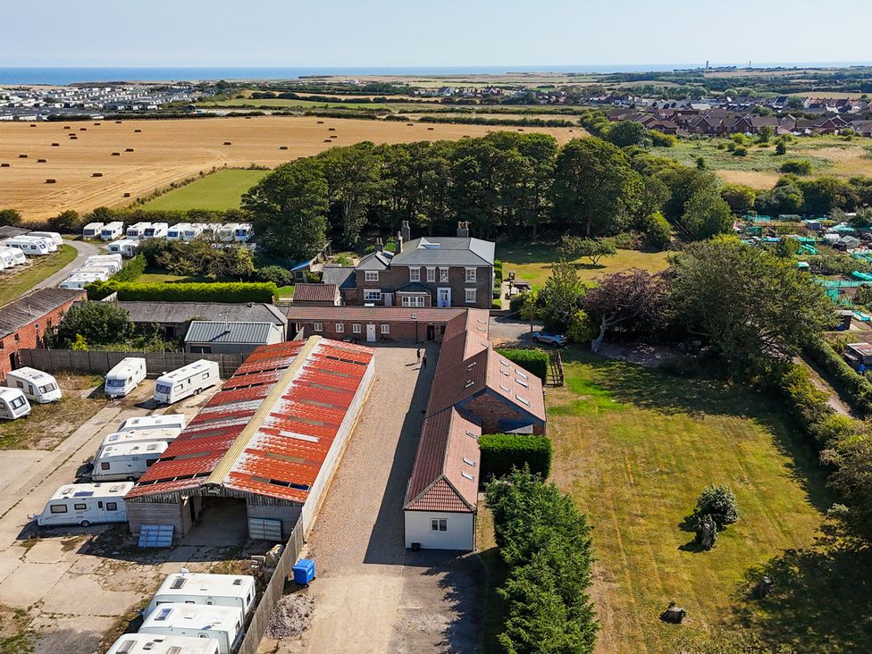 A property with caravans and a house at Kittiwake in Flamborough
