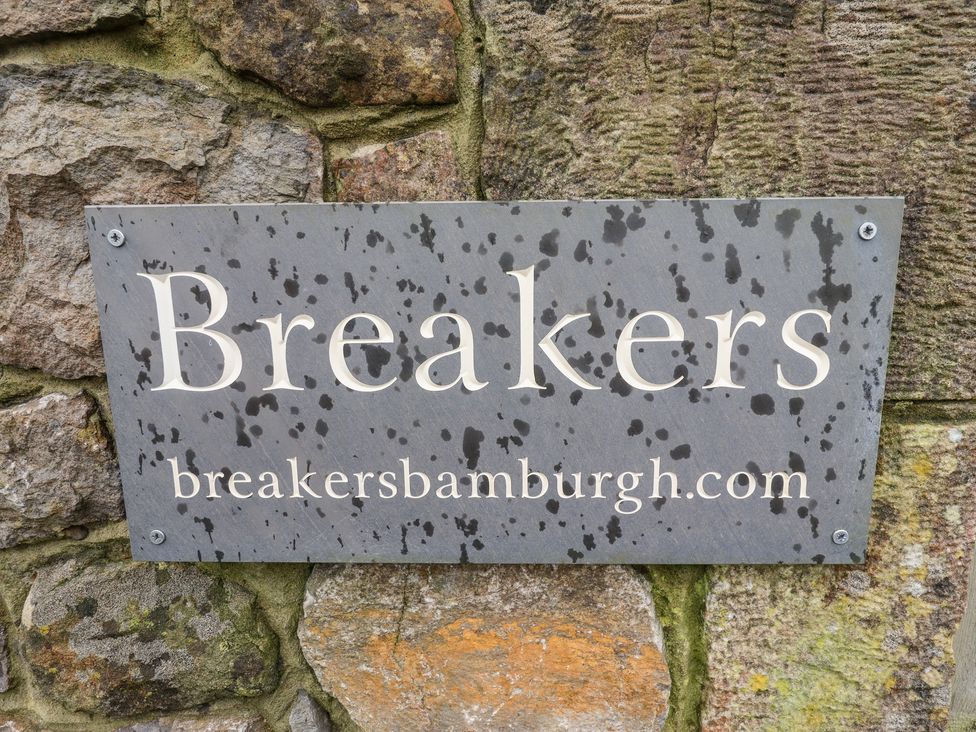 Breakers - Northumberland - 1146225 - thumbnail photo 3