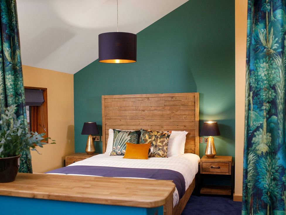 Glentress Forest Golden Oak Hideaway - Scottish Lowlands - 1147181 - thumbnail photo 9