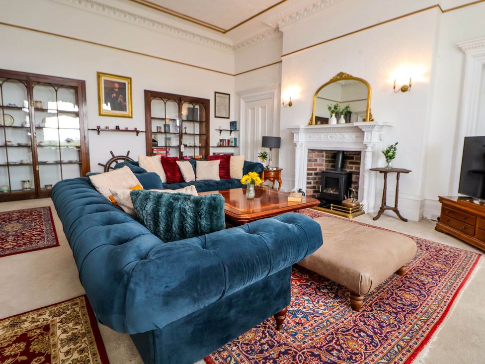 Ismay Lounge Apartment- Titanic Interest -  - 1147651 - thumbnail photo 5
