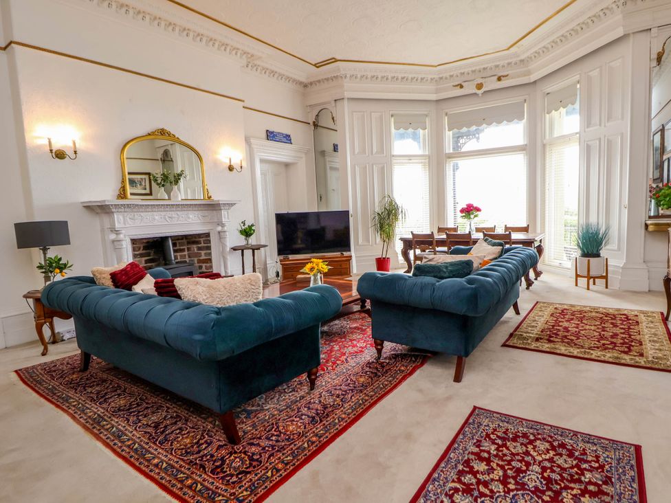 Ismay Lounge Apartment- Titanic Interest -  - 1147651 - thumbnail photo 6