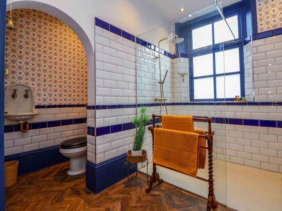 Ismay Lounge Apartment- Titanic Interest -  - 1147651 - thumbnail photo 29