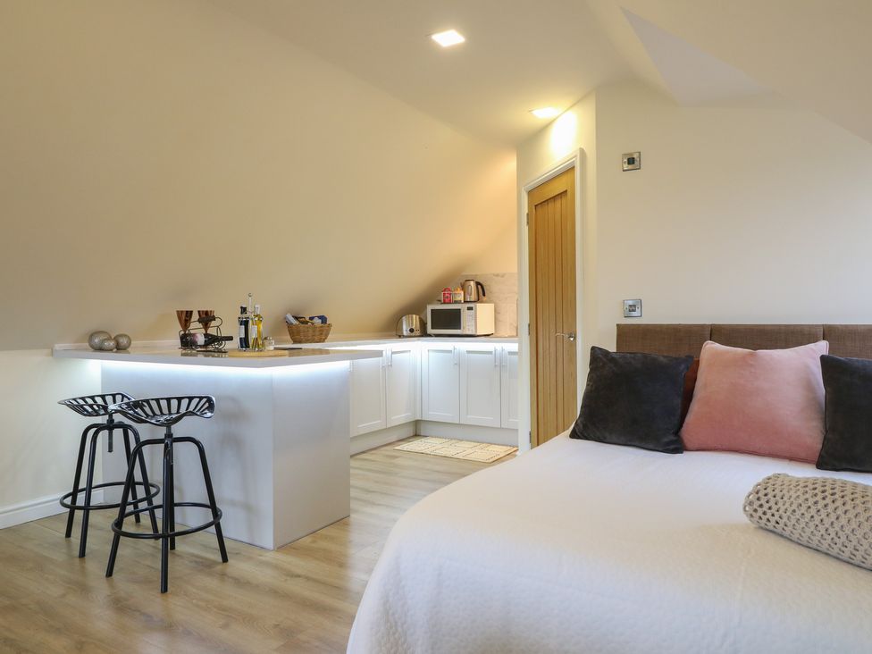 The Loft at Amber View - Peak District & Derbyshire - 1148961 - thumbnail photo 9