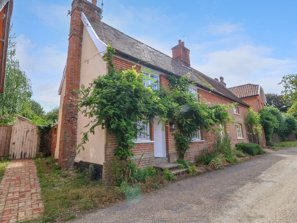 Brook Cottage - Suffolk & Essex - 1149556 - thumbnail photo 2