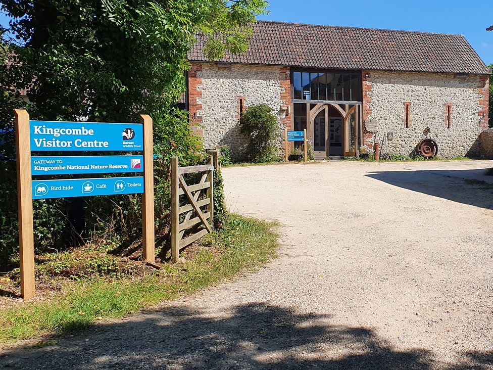 The Cow Shed - Dorset - 1150218 - thumbnail photo 2