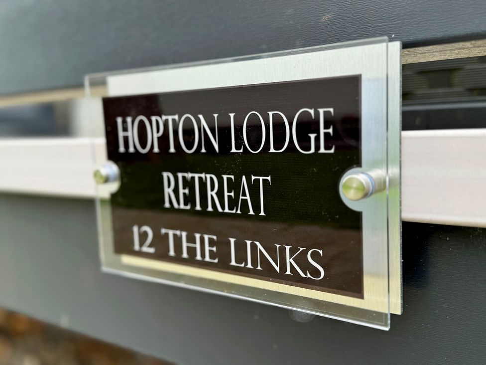 Hopton Lodge Retreat - Norfolk - 1152593 - thumbnail photo 21