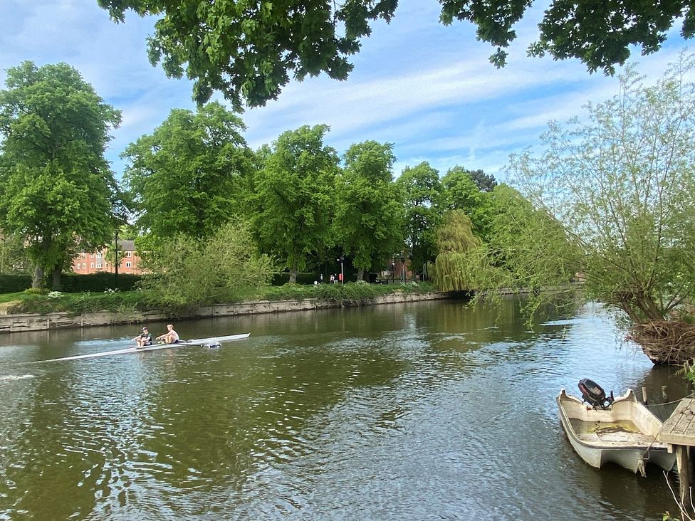 Riverbank - Shropshire - 1153325 - thumbnail photo 23