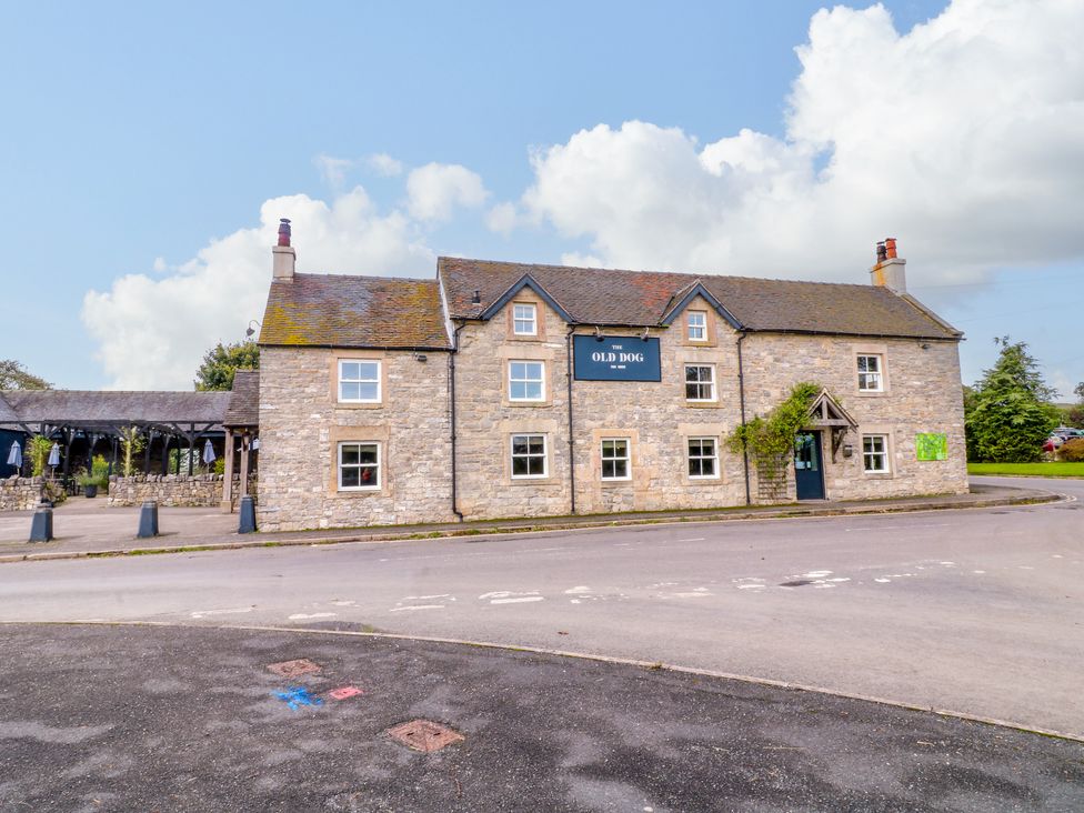 Apartment at The Old Dog, Thorpe - Peak District & Derbyshire - 1154005 - thumbnail photo 23