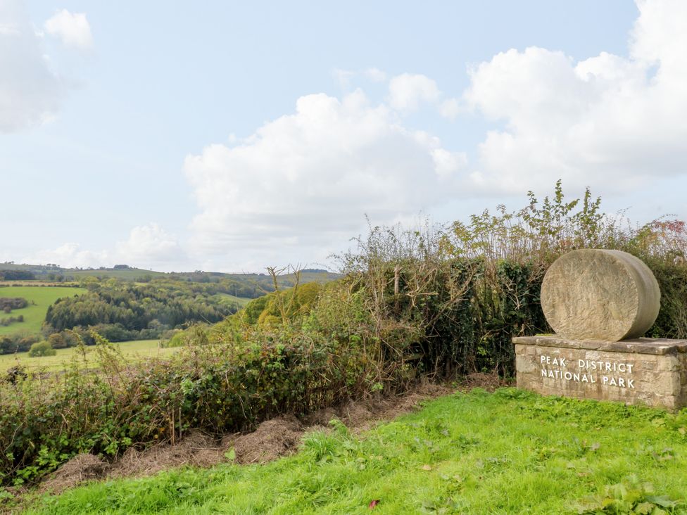 Apartment at The Old Dog, Thorpe - Peak District & Derbyshire - 1154005 - thumbnail photo 26