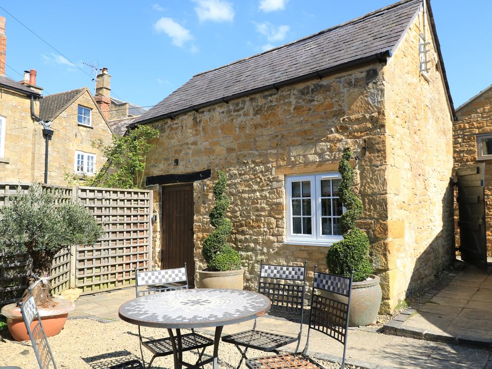 The Bolt Hole - Cotswolds - 1154348 - thumbnail photo 1