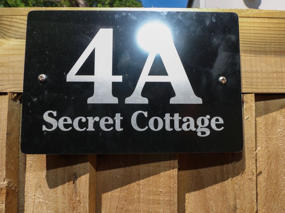 The Secret Cottage 4A - Kent & Sussex - 1154454 - thumbnail photo 3