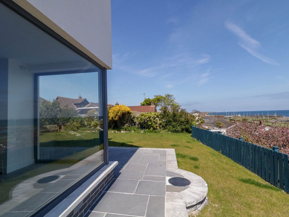 Sea and Sky -  - 1154573 - thumbnail photo 1