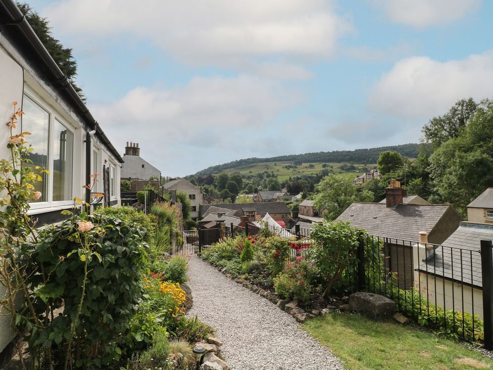 Roseville - Peak District & Derbyshire - 1155096 - thumbnail photo 2