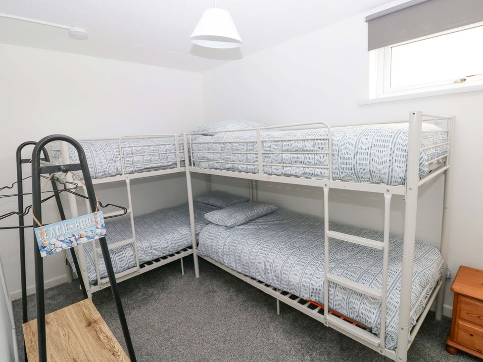 15 Lawnswood - South Wales - 1155213 - thumbnail photo 23