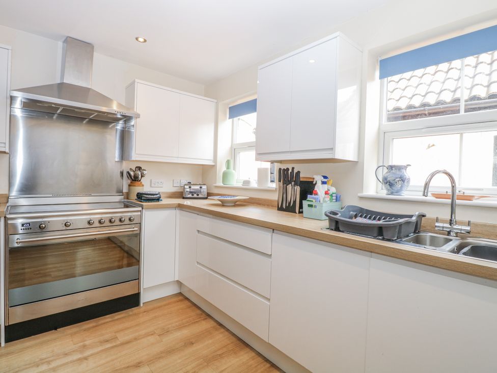 Beach House - Norfolk - 1155242 - thumbnail photo 14