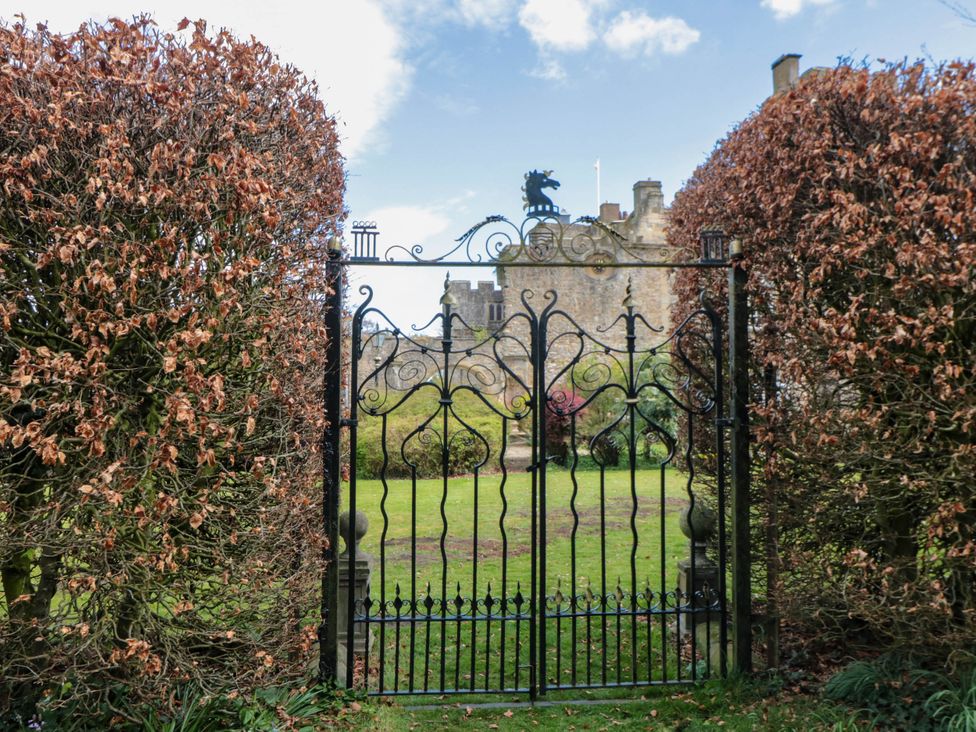 Snape Castle Garden Lodge - Yorkshire Dales - 1155303 - thumbnail photo 30
