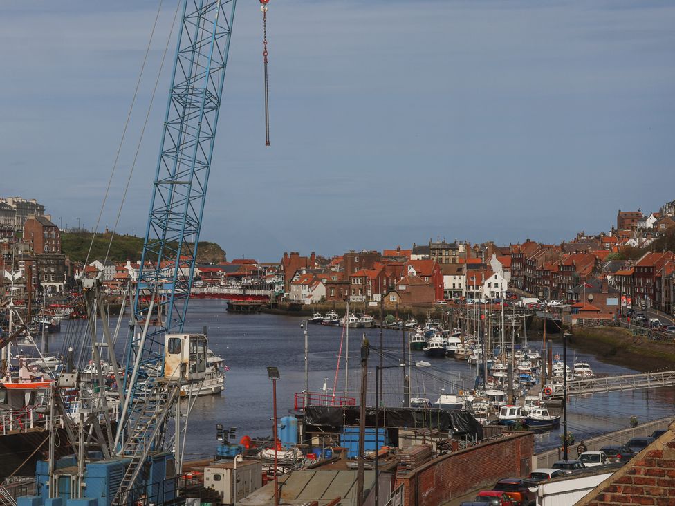 Dry Dock Cottage - North Yorkshire (incl. Whitby) - 1155306 - thumbnail photo 32