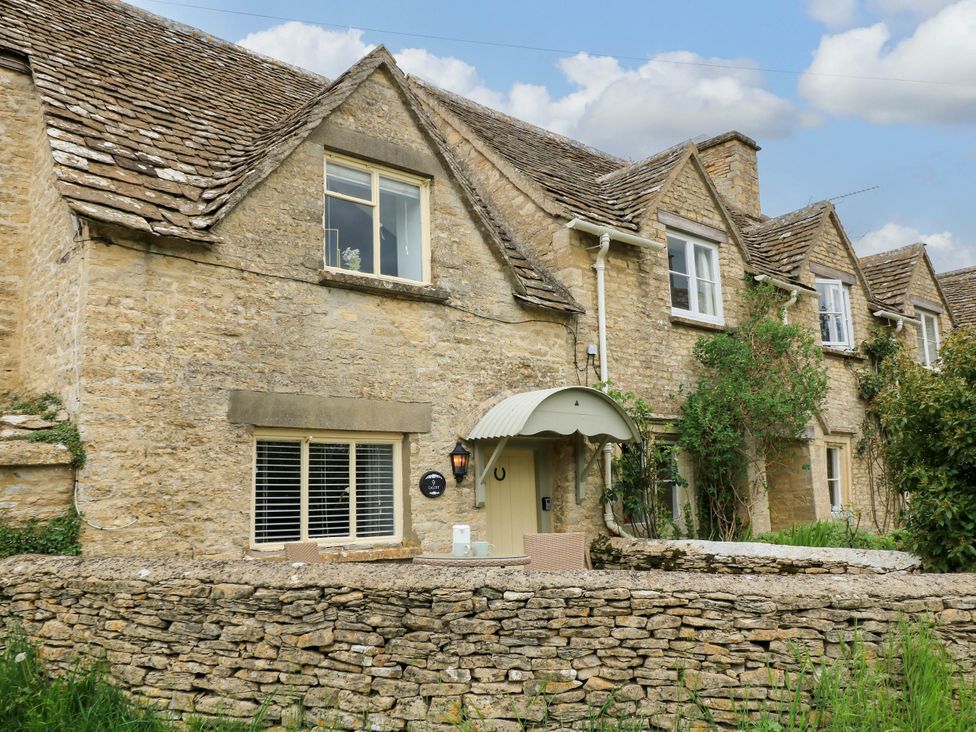 Bramley Cottage - Cotswolds - 1156022 - thumbnail photo 1