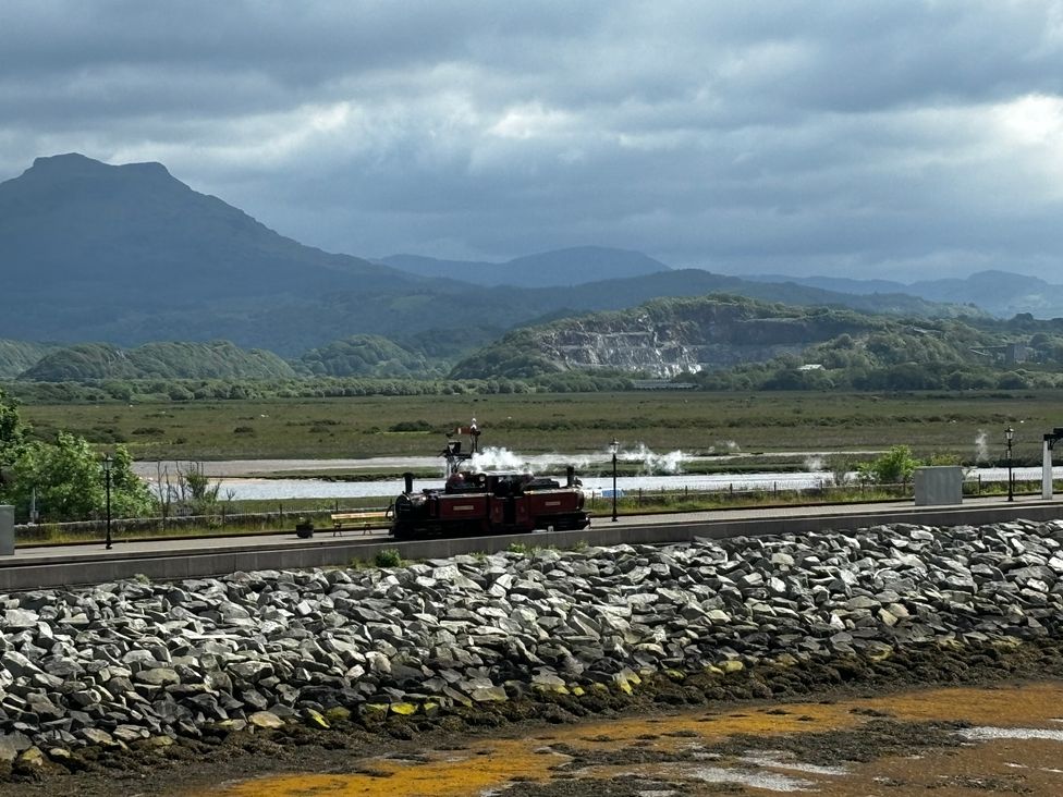 Estuary Escape - North Wales - 1156485 - thumbnail photo 18