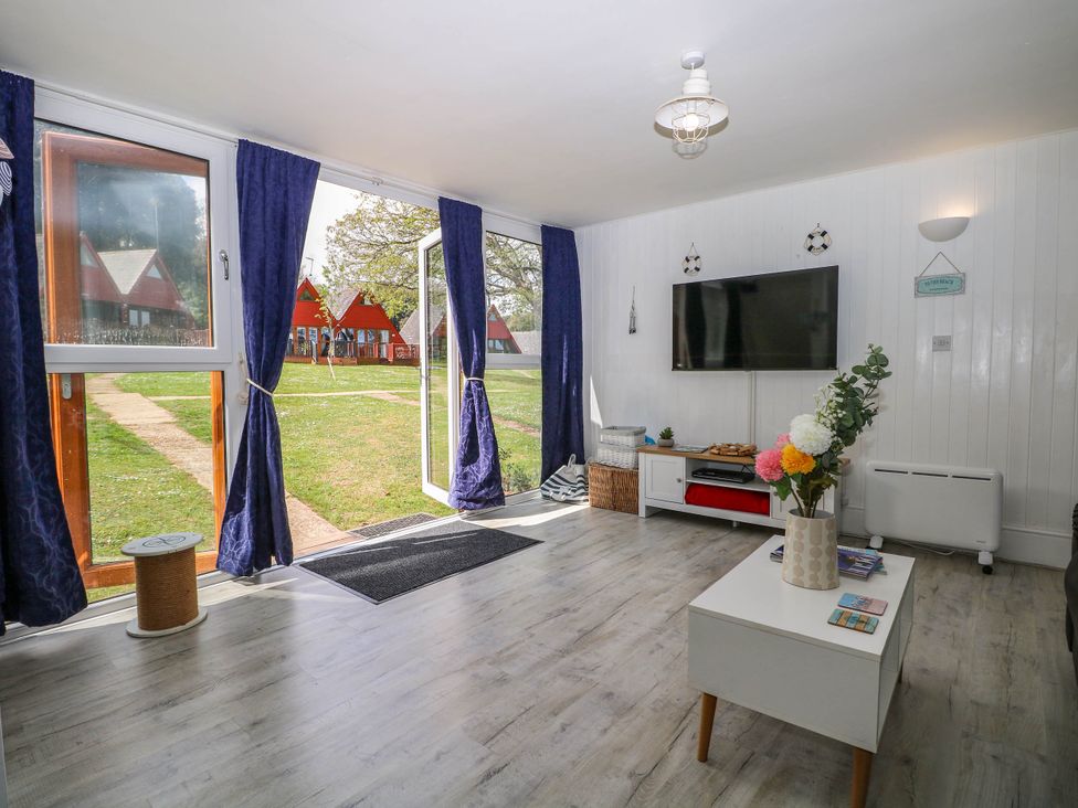 Chalet 58 - The Beach House - Kent & Sussex - 1157149 - thumbnail photo 5