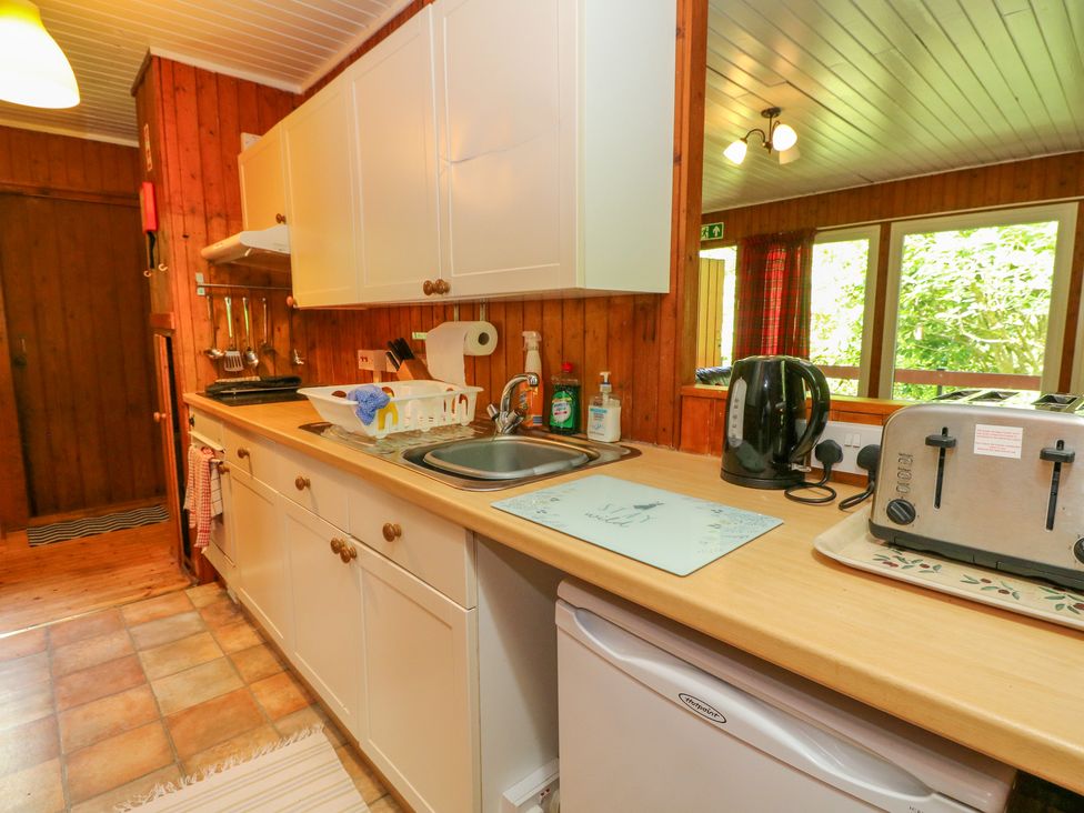 Lodge 2 - 