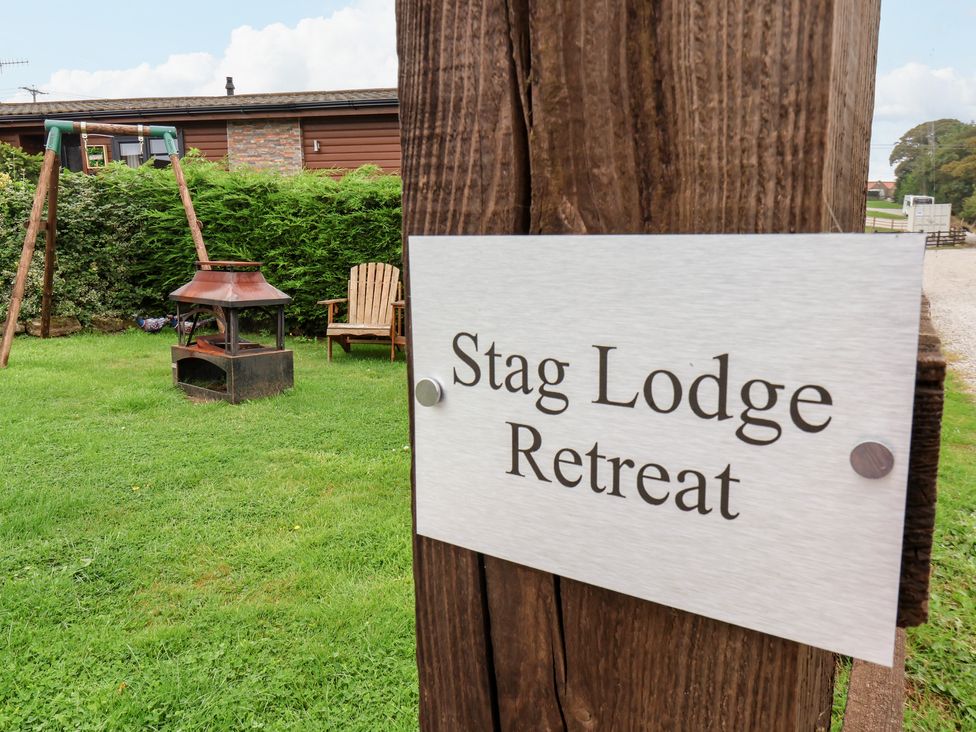 Stag Lodge Holiday Retreat - North Yorkshire (incl. Whitby) - 1157582 - thumbnail photo 3