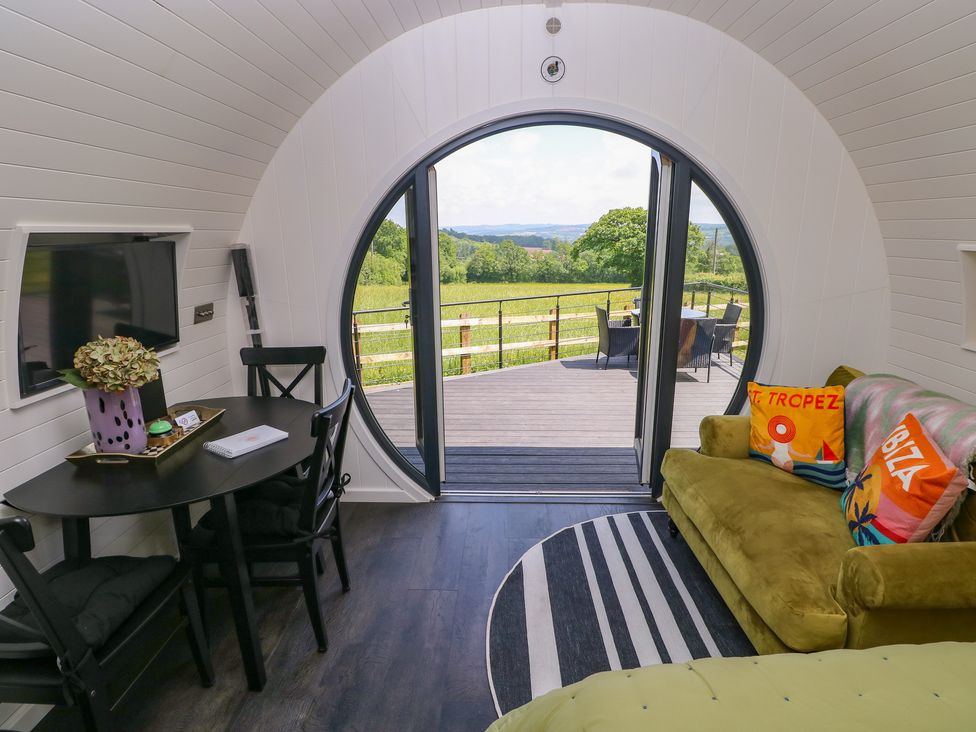 Roselea Luxury Pod Lodge - South Wales - 1157918 - thumbnail photo 5