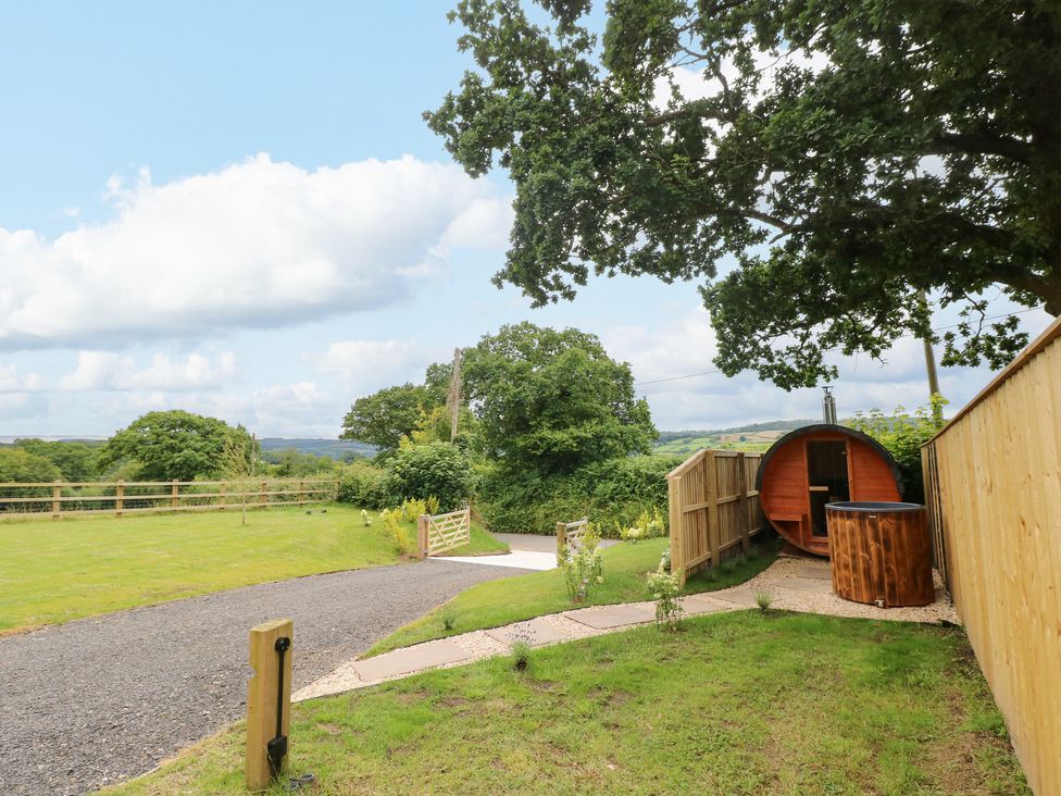 Roselea Luxury Pod Lodge - South Wales - 1157918 - thumbnail photo 26