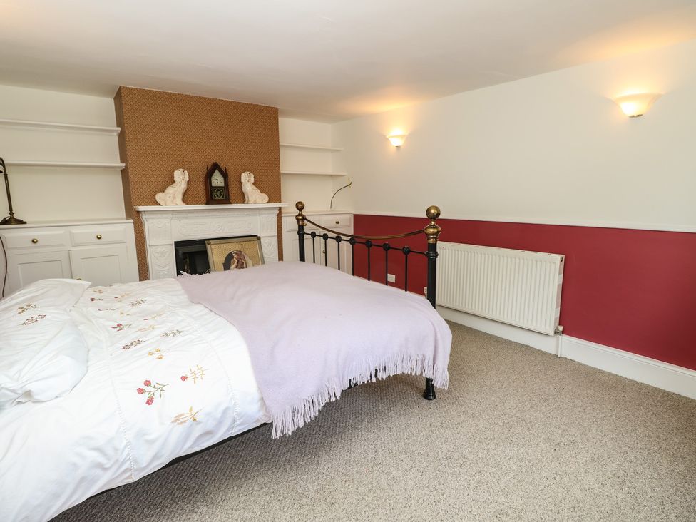 Guildford Farmhouse - Isle of Wight & Hampshire - 1158316 - thumbnail photo 24