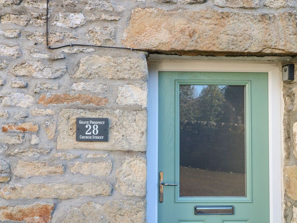 A door and stone wall at Grave Prospect, 28 Church Street