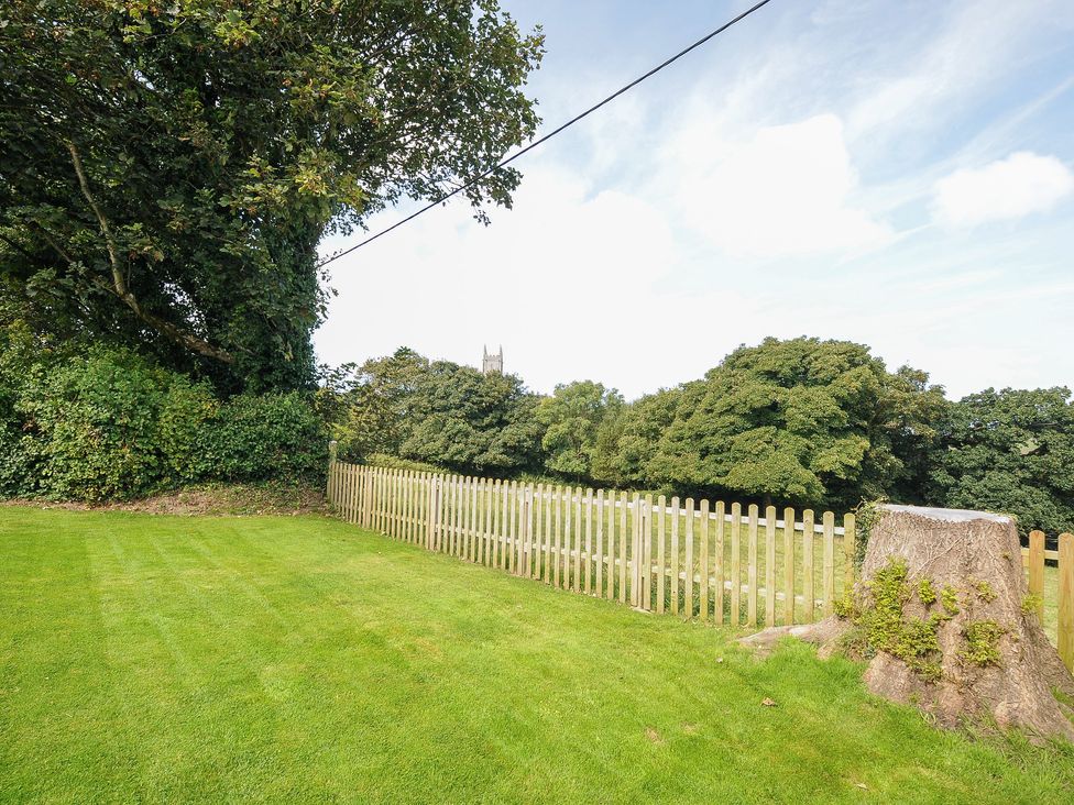 Orchard Cottage - Devon - 1159768 - thumbnail photo 33