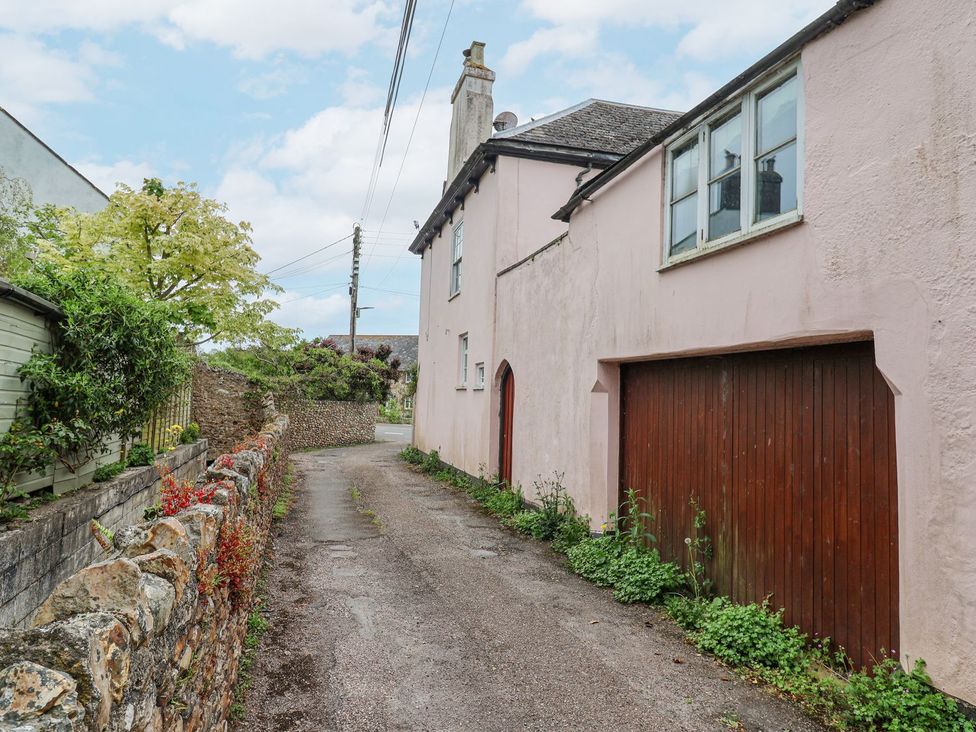 Upside Down Cottage - Devon - 1159983 - thumbnail photo 22