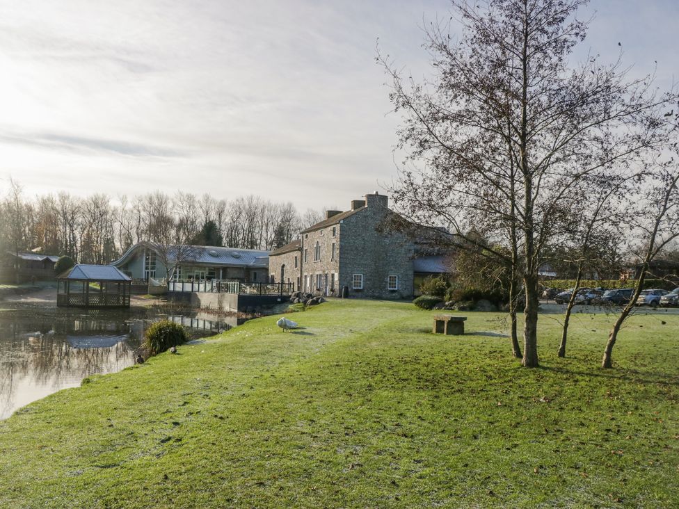 The Three Bears Lodge, Coniston Drive 11 - Yorkshire Dales - 1161092 - thumbnail photo 40