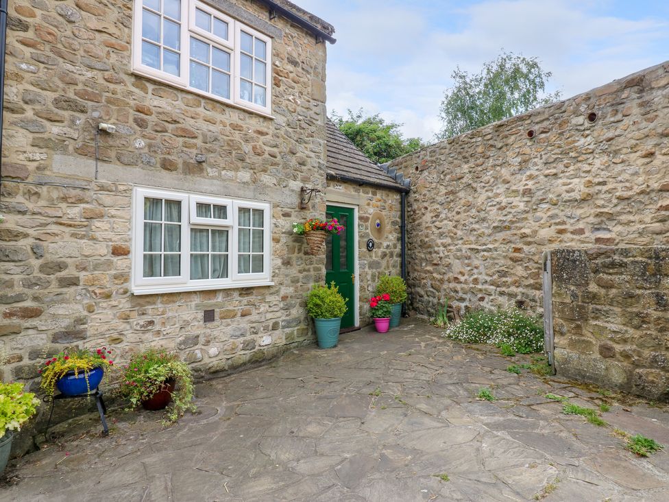 Magnolia Cottage - Yorkshire Dales - 1161593 - thumbnail photo 1