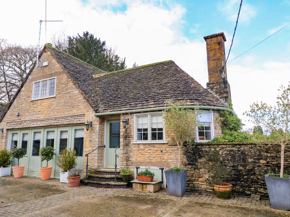 The Elm Coach House - Cotswolds - 1161764 - thumbnail photo 1