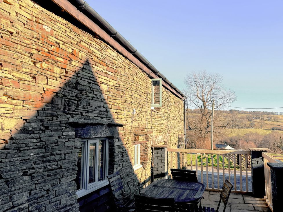 White Haywood Barn - Herefordshire - 1161980 - thumbnail photo 21