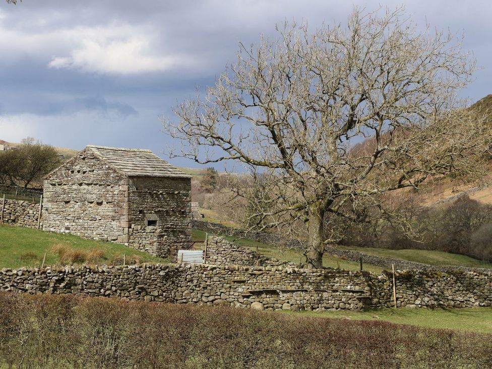 Kearton Shunner Fell - Yorkshire Dales - 1162644 - thumbnail photo 17